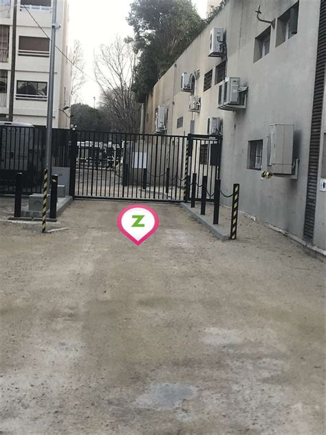 parking near velodrome marseille